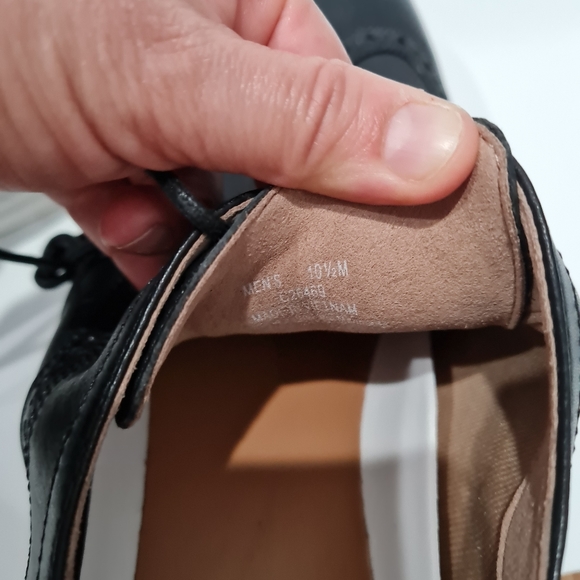 Cole Haan Shoes for men New - Picture 7 of 9